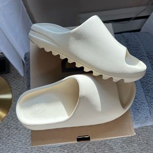 Yeezy Adidas Slides
